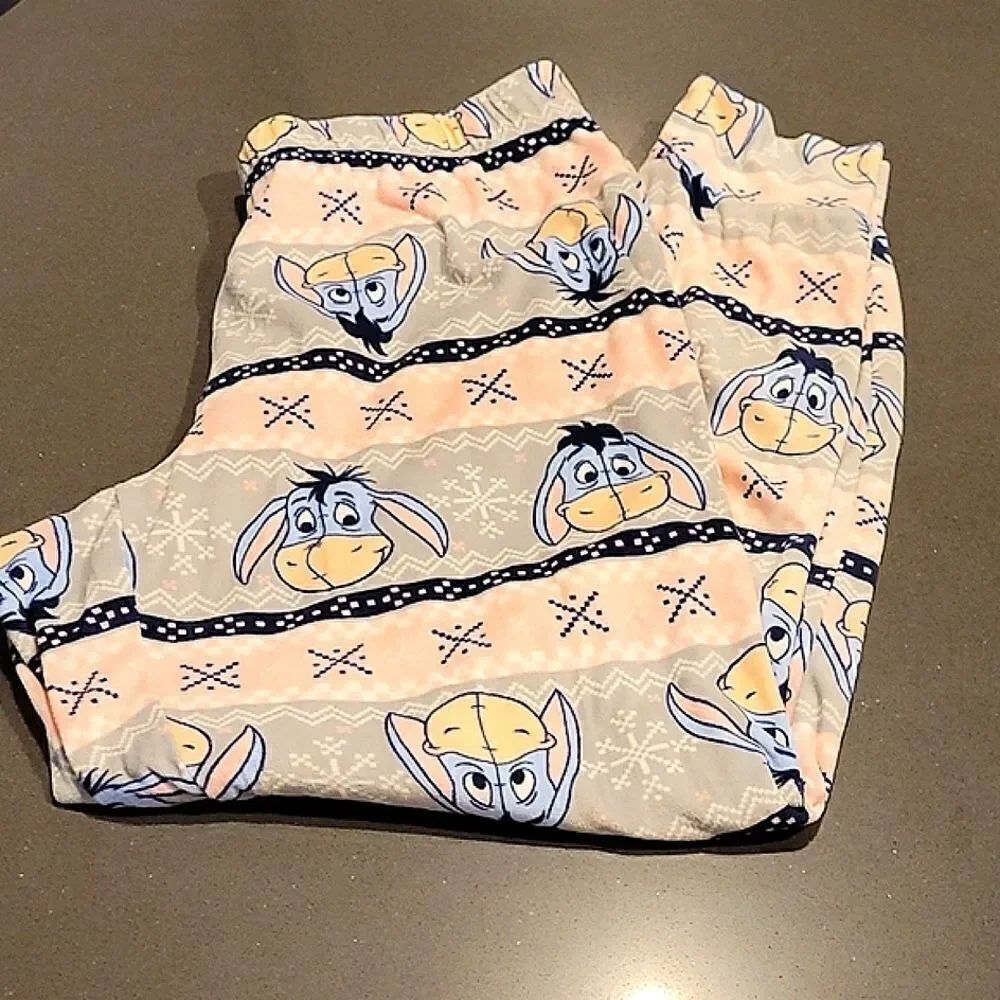 DISNEY based on Winnie the pooh character Eore.sz 8-10